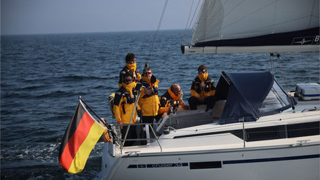 Schwimmwesten - Crazy4Sailing